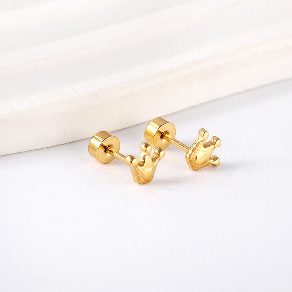 Crown gold earrings packaging – gift-ready children's earrings by Twisty Locks