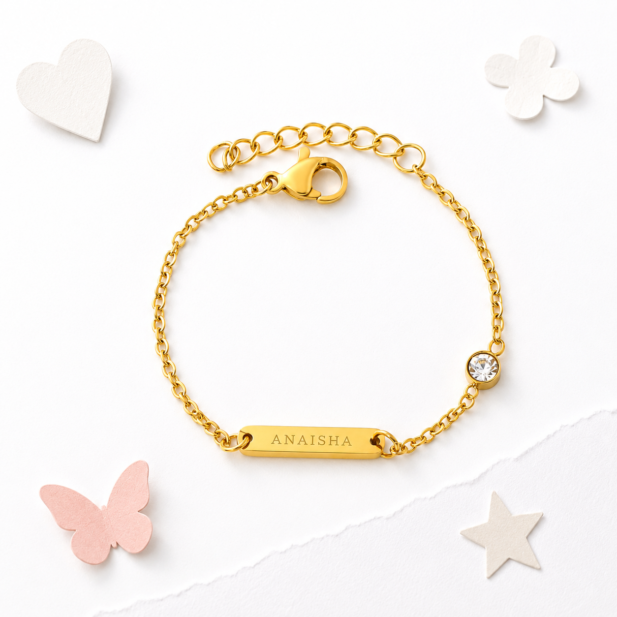Solitaire Customised 18K gold bracelet – AI product render by Twisty Locks